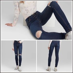 2️⃣for$15🐸 Wild Fable distressed skinny jeans